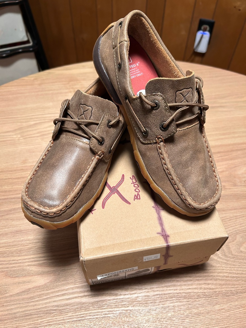 Twisted X Women's Casual Boat Shoe Driving Mocs Bomber Brown Leather Size 6.5